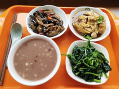 杂粮粥-梅园食堂