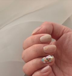 -Momo nail 日系美甲