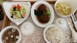-尚圣月子会所·庄园式月子中心(萧山湘湖店)