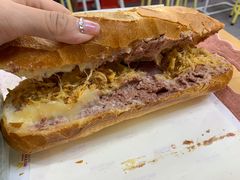 -Bánh Mì Huynh Hoa