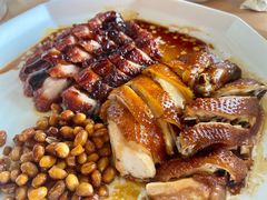 现烧叉烧拼豉油鸡-金戈戈香港豉油鸡(皇庭广场店)