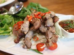 -Chom Cafe and Restaurant