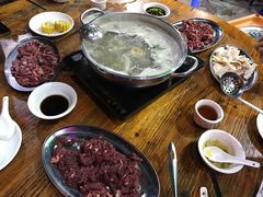 -牛一煲美食(江高店)