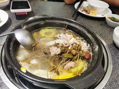 -野迹·石橄榄鸡·烧烤(新洲店)