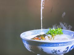 -南京金牛湖巨碗鱼头
