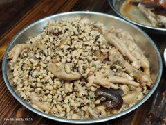 眉豆花生煲鸡脚-农汤老店(顺联公园里店)