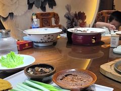 -乔家小院•非遗驴肉•本地小海鲜(滨河路店)