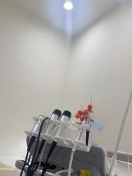-苗方清颜专业祛痘·皮肤管理