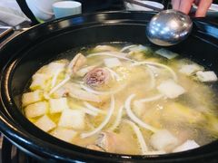 -东椰·海南椰子鸡火锅(朝阳门店)