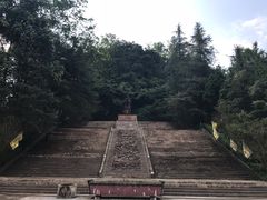 -李冰陵园