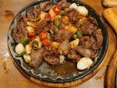 -老东镇啤酒屋海鲜加工·蒸汽海鲜·海鲜烧烤(台东店)