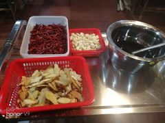 -潭州老友灶台鸡·竹屋老灶(光明E城店)