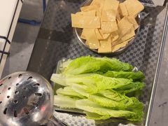 -鹿鸣山草本茶香火锅(园西路店)