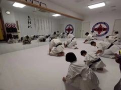 -极真空手道疾风道场(虹口凉城店)