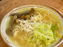 姬松茸鸡汤小面-花盐街·四川乐山小吃(西单大悦城店)