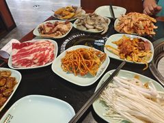 -九寸花汀海鲜烤肉自助(中东迪克店)