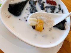 芋圆烧仙草-芝九草堂甜品店(花台店)