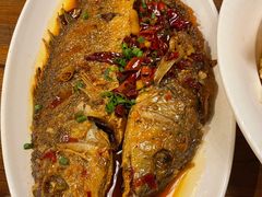 干烧大黄鱼-梧桐小院·传统湖北菜(黄鹤楼店)