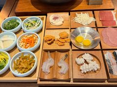 -银米·云南传统过桥米线(双廊黑金冠店)