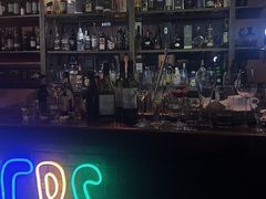-SISTERS BAR RESTAURANT川意酒馆(嘉善老市H楼店)