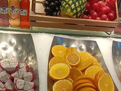 -金滏山烤肉·海鲜·火锅自助餐厅(襄阳万达店)