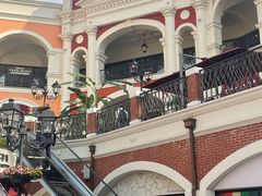 -佛罗伦萨小镇广佛名品奥特莱斯(疏港路店)