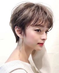 -苑苑发型设计