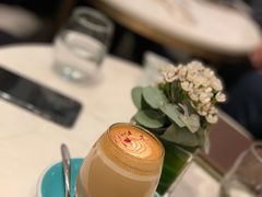 玫瑰牛奶咖啡-PAUL LAFAYET 法式甜品(港汇广场店)