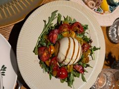 -JINNS锦时 steak&pizza(浸信会礼拜堂旧址店)