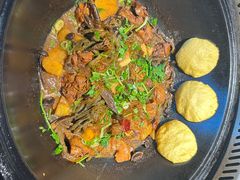 -锅老头海鲜铁锅炖