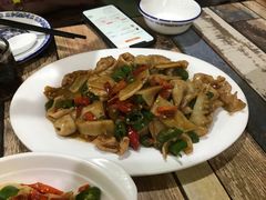 -南雄雄州土菜餐厅(粤北大厦店)