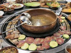 -阿山卓·野生菌火锅·纳西火塘烤肉