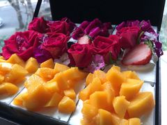 纯爱主题千层礼盒-艾加柒克蛋糕茶歇甜品台(春熙路店)