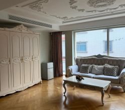 -月之旅·尊 高端月子会所(科馨别墅一店)