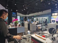 -翼蓝数码(虹桥机场T2店)