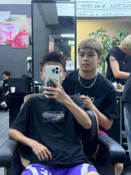 -藤野造型专业烫染接发