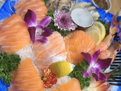 -青瓦餐厅·生鱼片·韩园烤肉(西塔店)