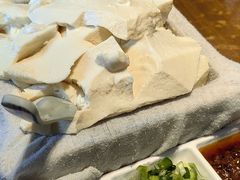 -95号酱骨·一块豆腐(展春园西路店)