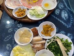 -桥香园云南过桥米线(金马碧鸡店)