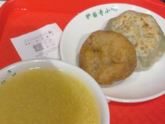 -护国寺小吃店(红莲南路店)