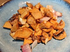 爆炒黑牛肝菌-云海肴·汽锅鸡·云南菜(美罗城店)