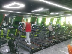 -宝德龙游泳健身