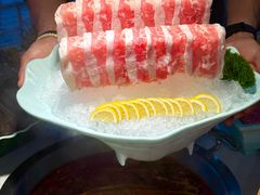 -茅草房·河畔园林火锅