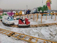 -绿野森林乐园冰雪季