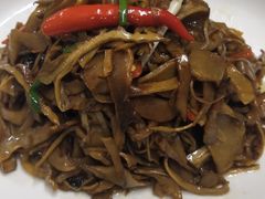 烟笋炒腊肉-大鸭梨烤鸭(枣园店)