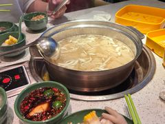 -润园四季椰子鸡火锅(海上世界店)
