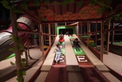 -奇幻丛林(佛罗伦萨小镇店)