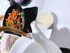 秘制牛骨清汤-新仙清汤牛腩(铜锣湾店)