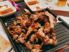 烤羊腿-西域盛宴烧烤新疆菜清真餐厅(古美店)
