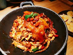 手撕扁担鸡-吃饭皇帝大(解放西路店)